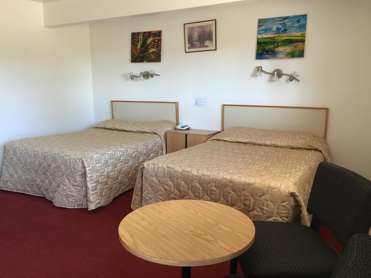 Voyageur Motel Thunder Bay Extérieur photo