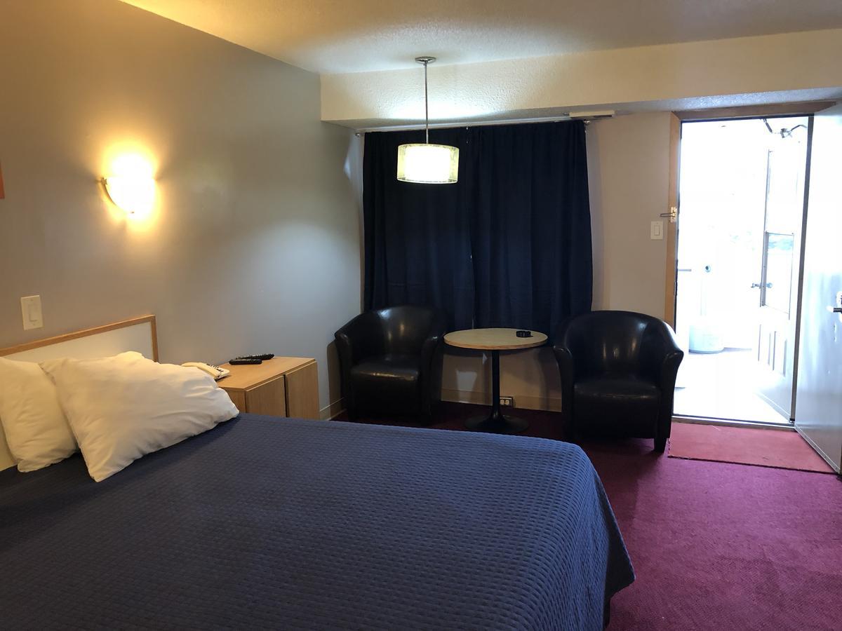 Voyageur Motel Thunder Bay Extérieur photo