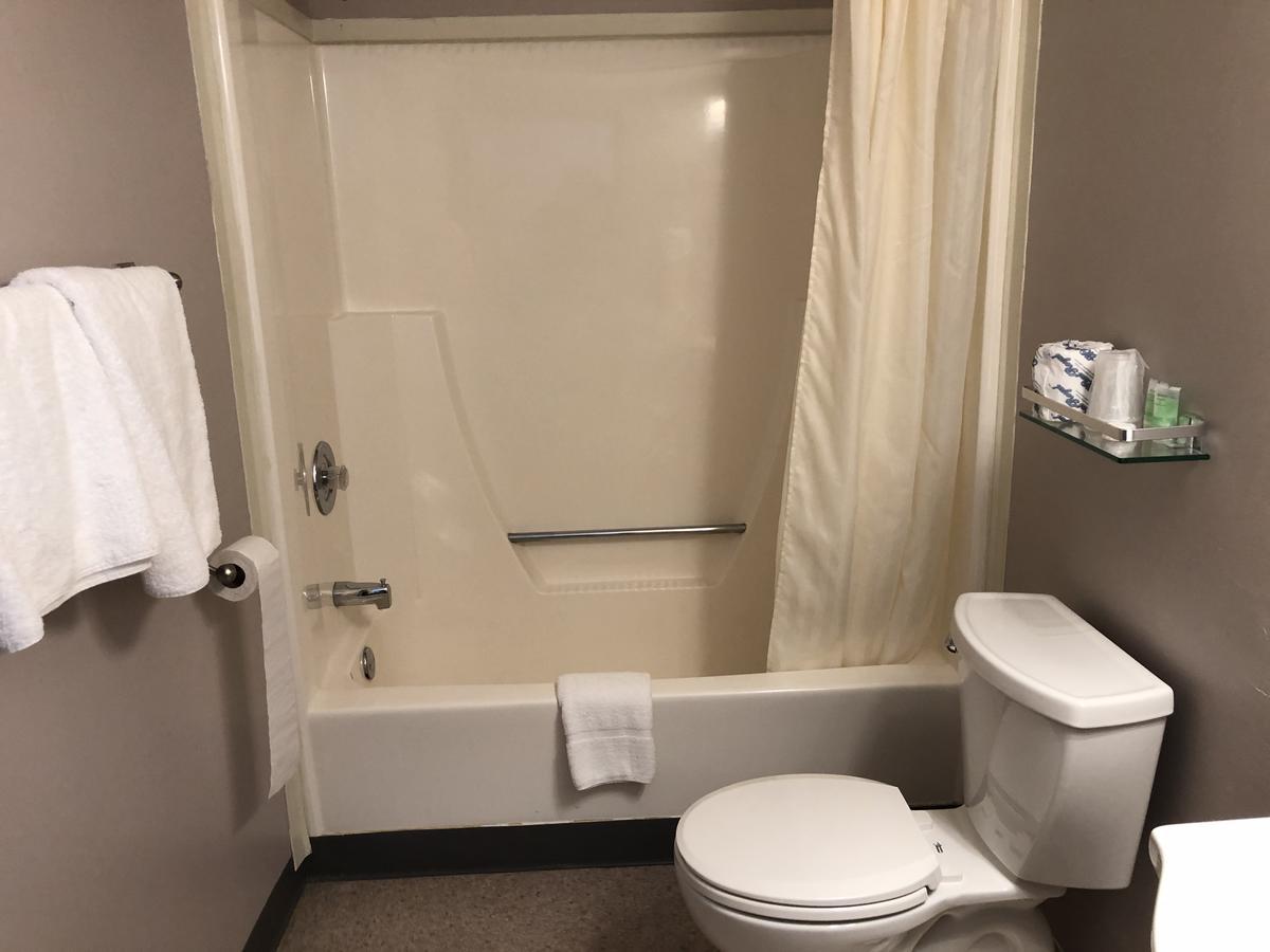 Voyageur Motel Thunder Bay Extérieur photo