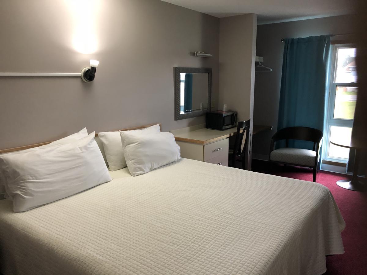 Voyageur Motel Thunder Bay Extérieur photo