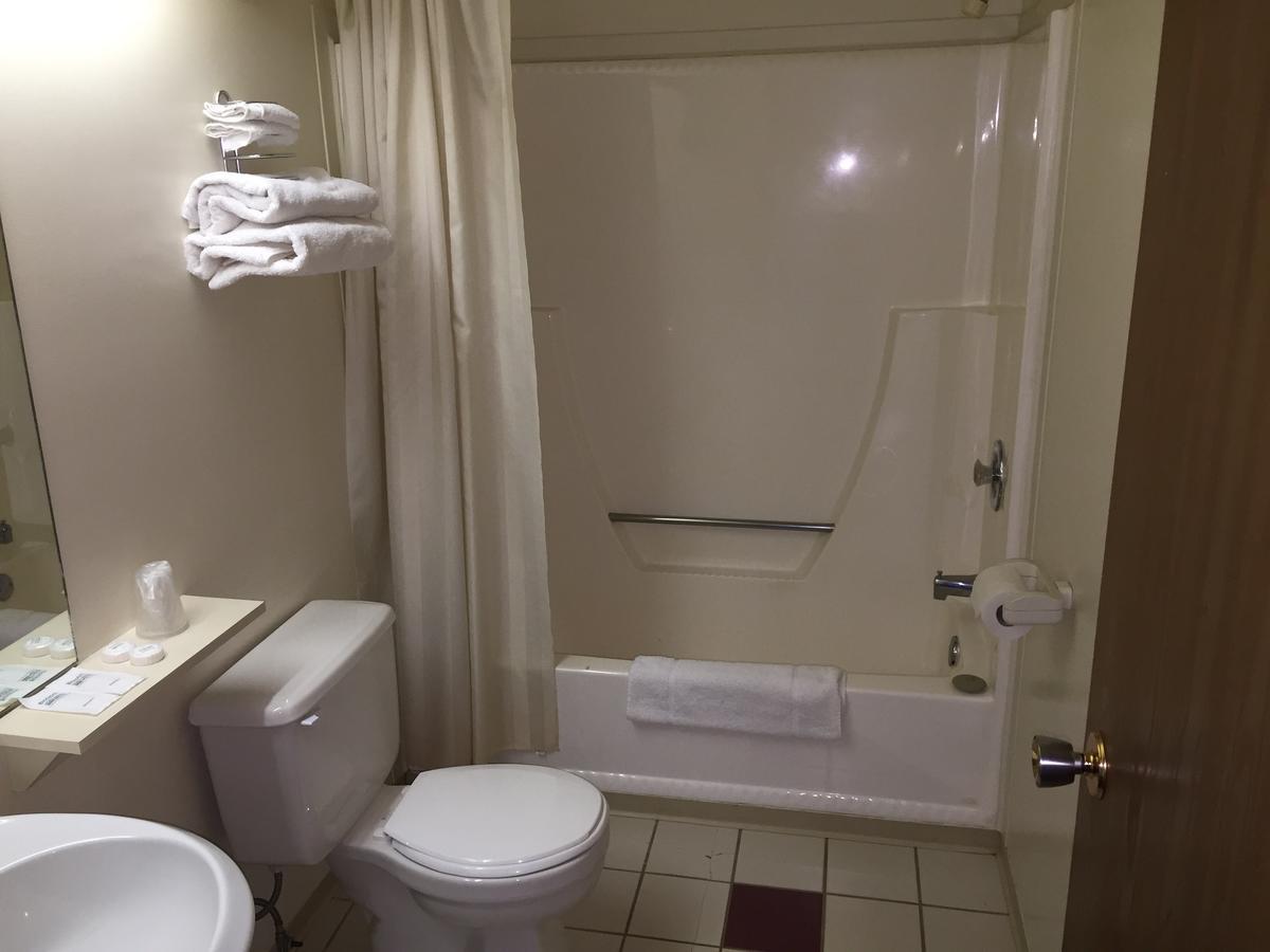 Voyageur Motel Thunder Bay Extérieur photo